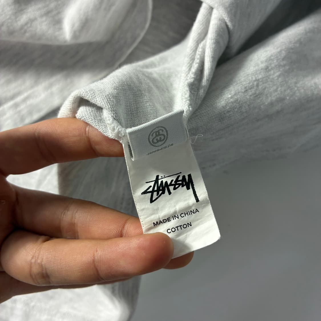 Stussy  스투시 베이직 피그먼트 롱슬리브 그레이 반팔 티셔츠 상품이미지7