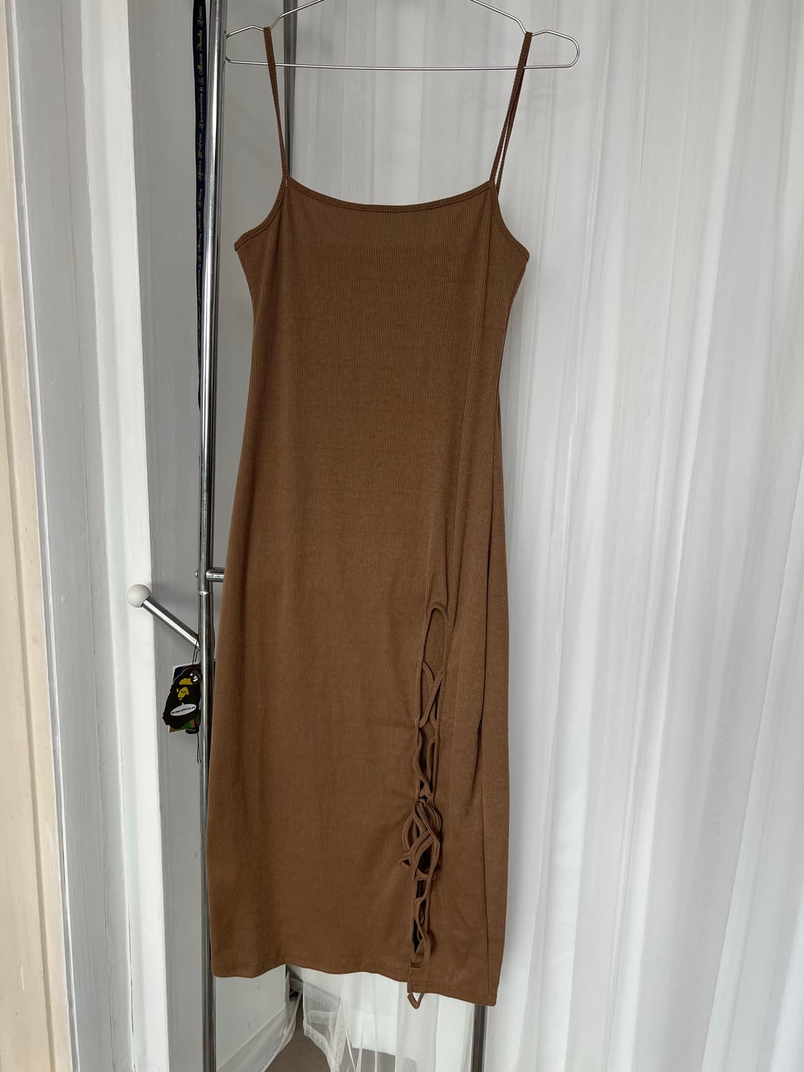 [새상품 반값판매] 브라운 골지 옆트임 매듭 롱원피스 상품이미지8