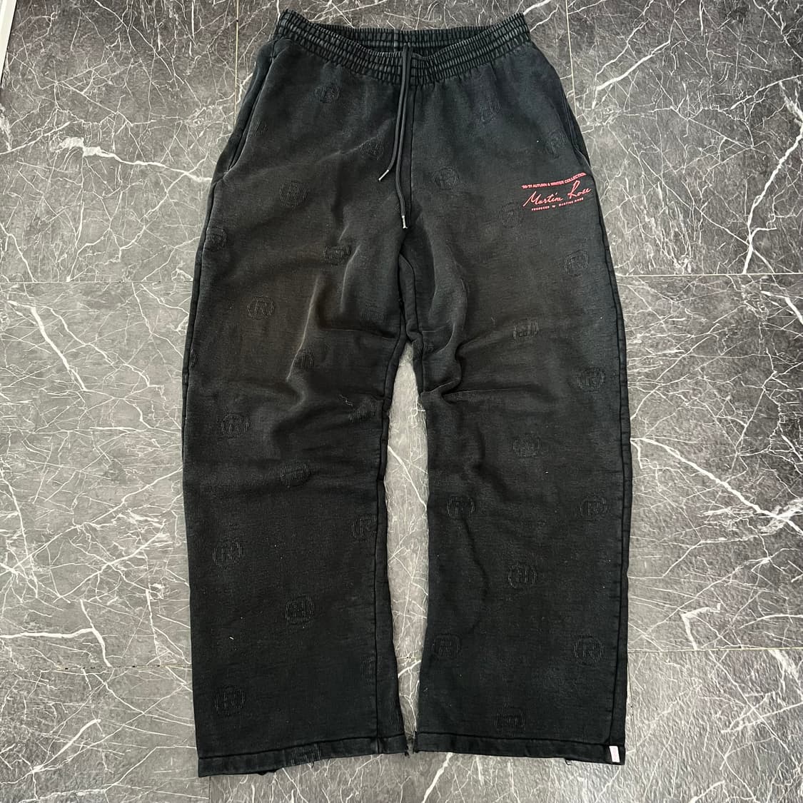 마틴로즈 로고 자카드 프린티드 스웻 팬츠 블랙 상품이미지4