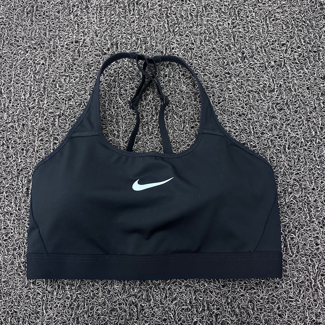 NIKE 나이키 여성 스우시 패드 스포츠 브라 L 상품이미지1
