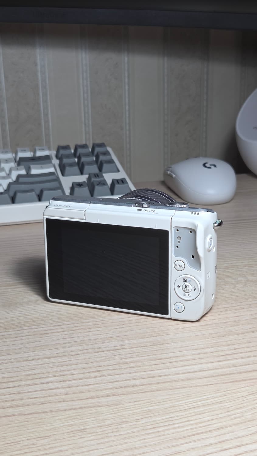 캐논 eos m10 판매합니다. 상품이미지2