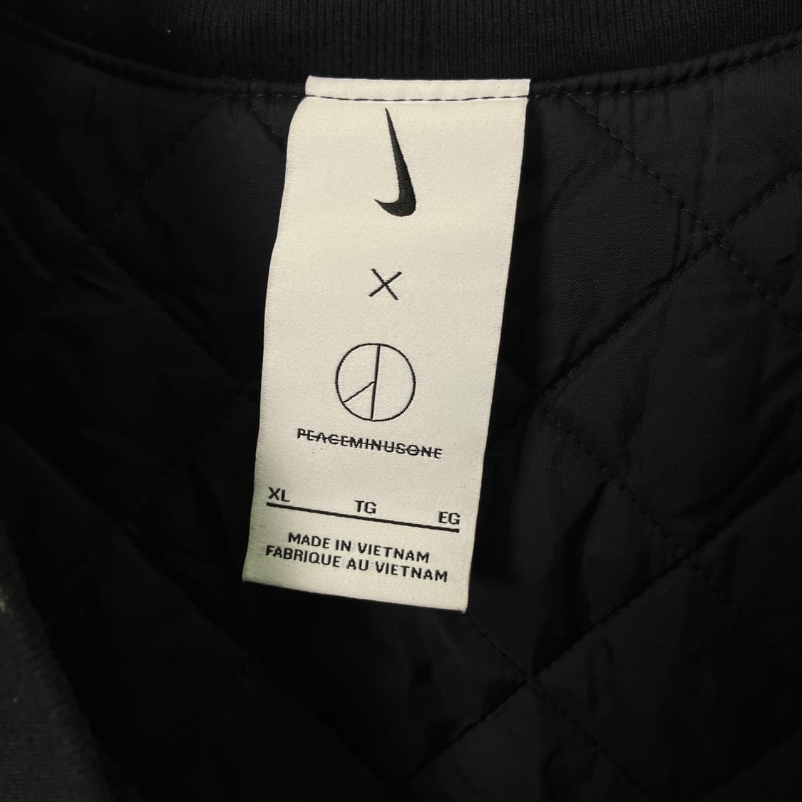 나이키 X 피스마이너스원 2+1 자켓 XL 상품이미지3