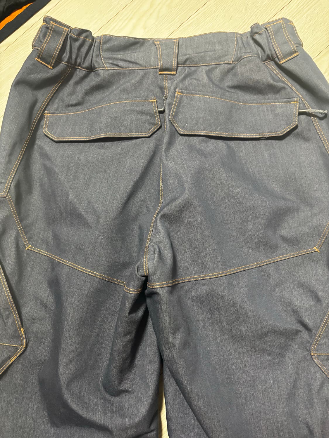 노스페이스 스노우보드복 스키복 청재질의 밴드형 바지 상품이미지3