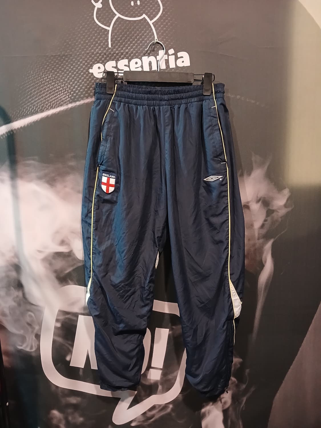 엄브로 잉글랜드 축구 트레이닝 바지 상품이미지1