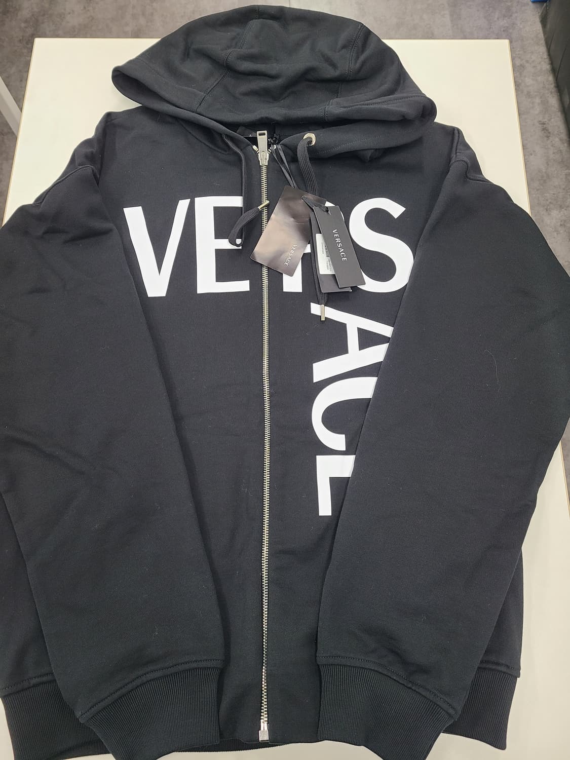 베르사체 남성 후드 집업 사이즈s 상품이미지2