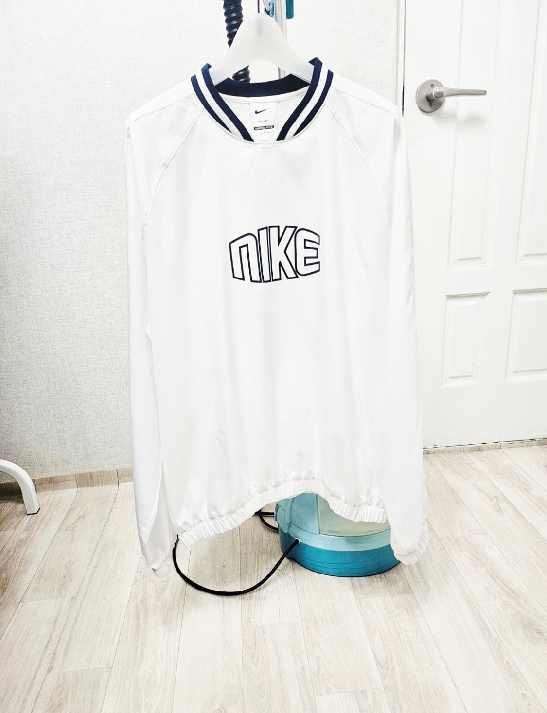 (100~105)L ☆초대장급☆ 나이키 드라이핏 [화이트] 아카데미 쉘탑 상품이미지1