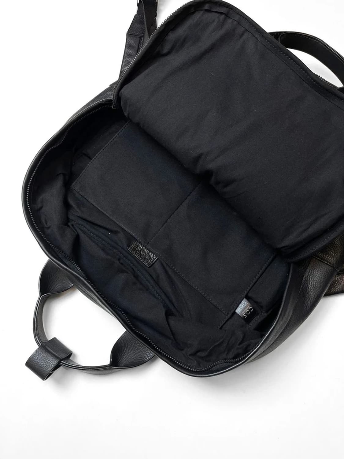 코스 COS 그레인 가죽 토트 백팩 A1598 상품이미지8