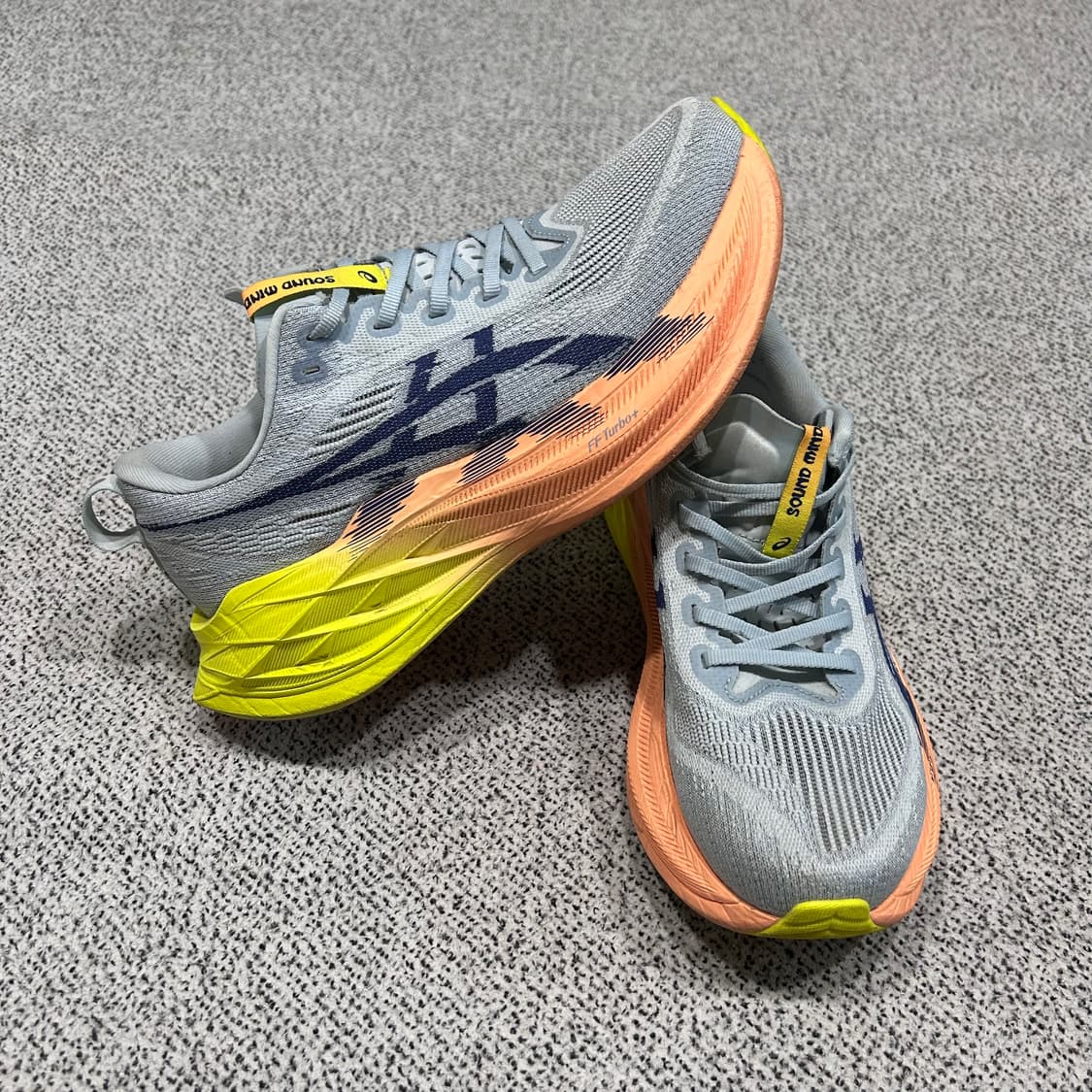 아식스 슈퍼블라스트2 상품이미지2