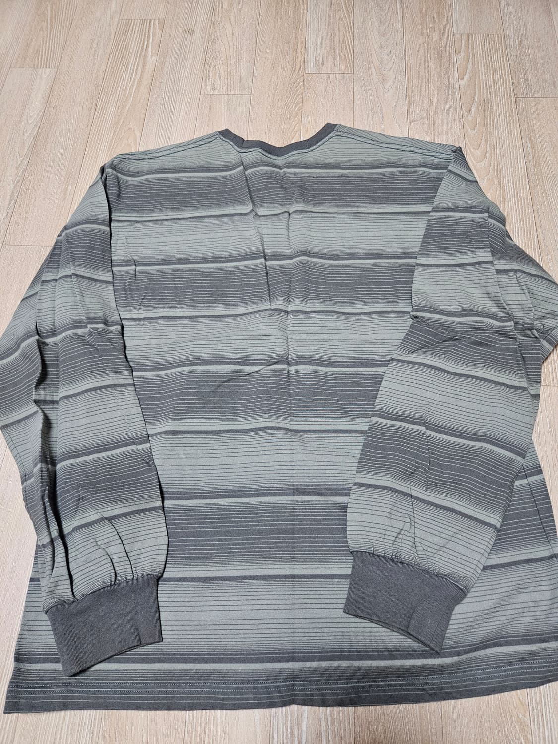 디스이즈네버댓 롱슬리브 L 상품이미지3