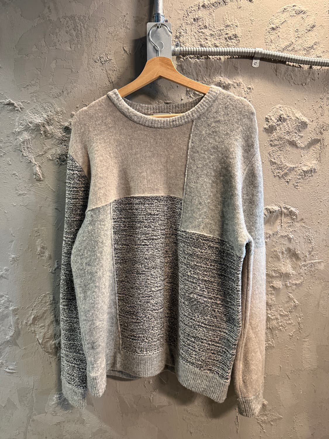 솔리드옴므 울 블록 패치워크 니트 그레이 50 상품이미지1