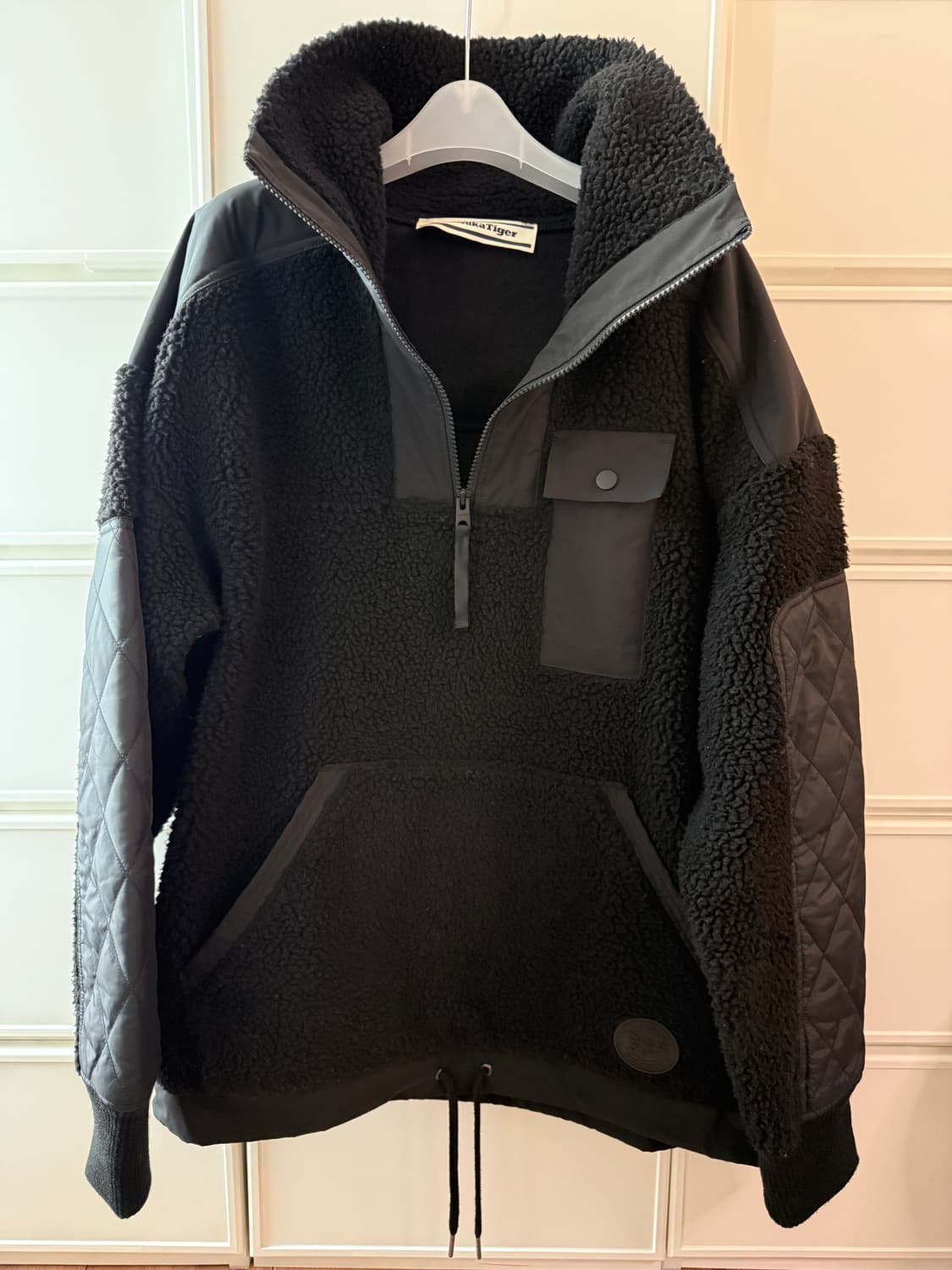 오니츠카타이거 아노락 후리스 L 상품이미지3