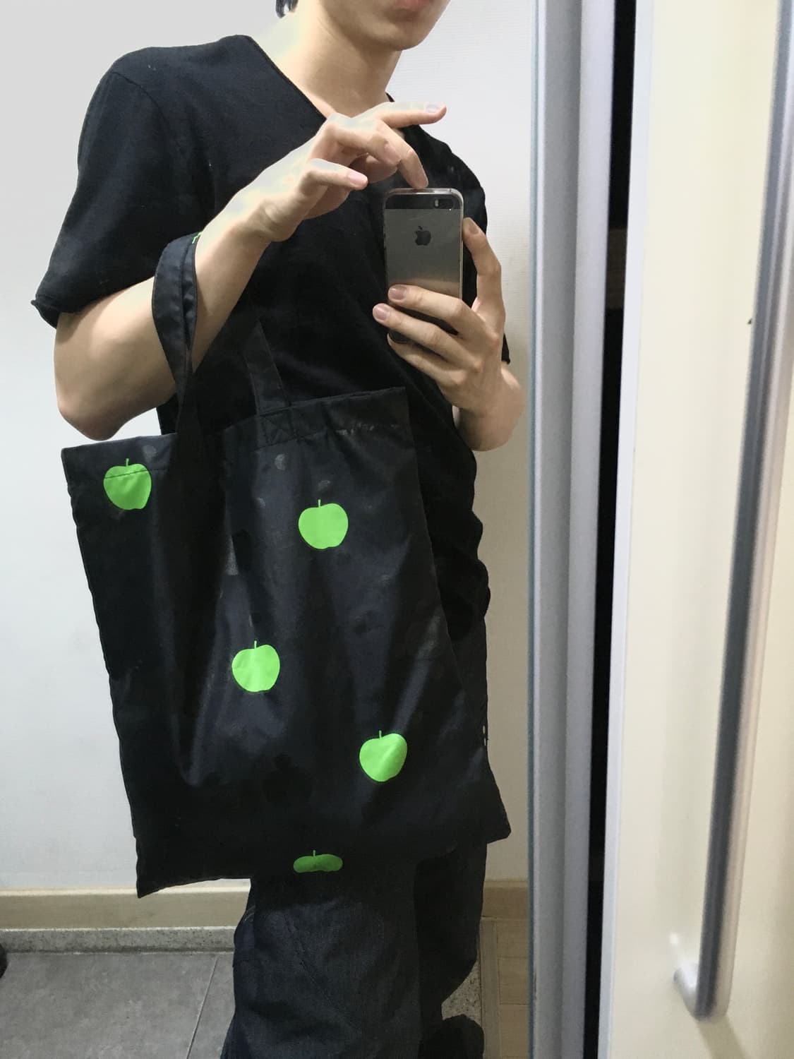 꼼데가르송 x 더 비틀즈 토트백 상품이미지1
