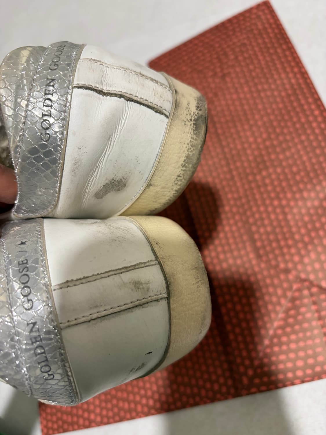 골든구스 매장정품 시즌한정 모델 스니커즈 38 상품이미지4