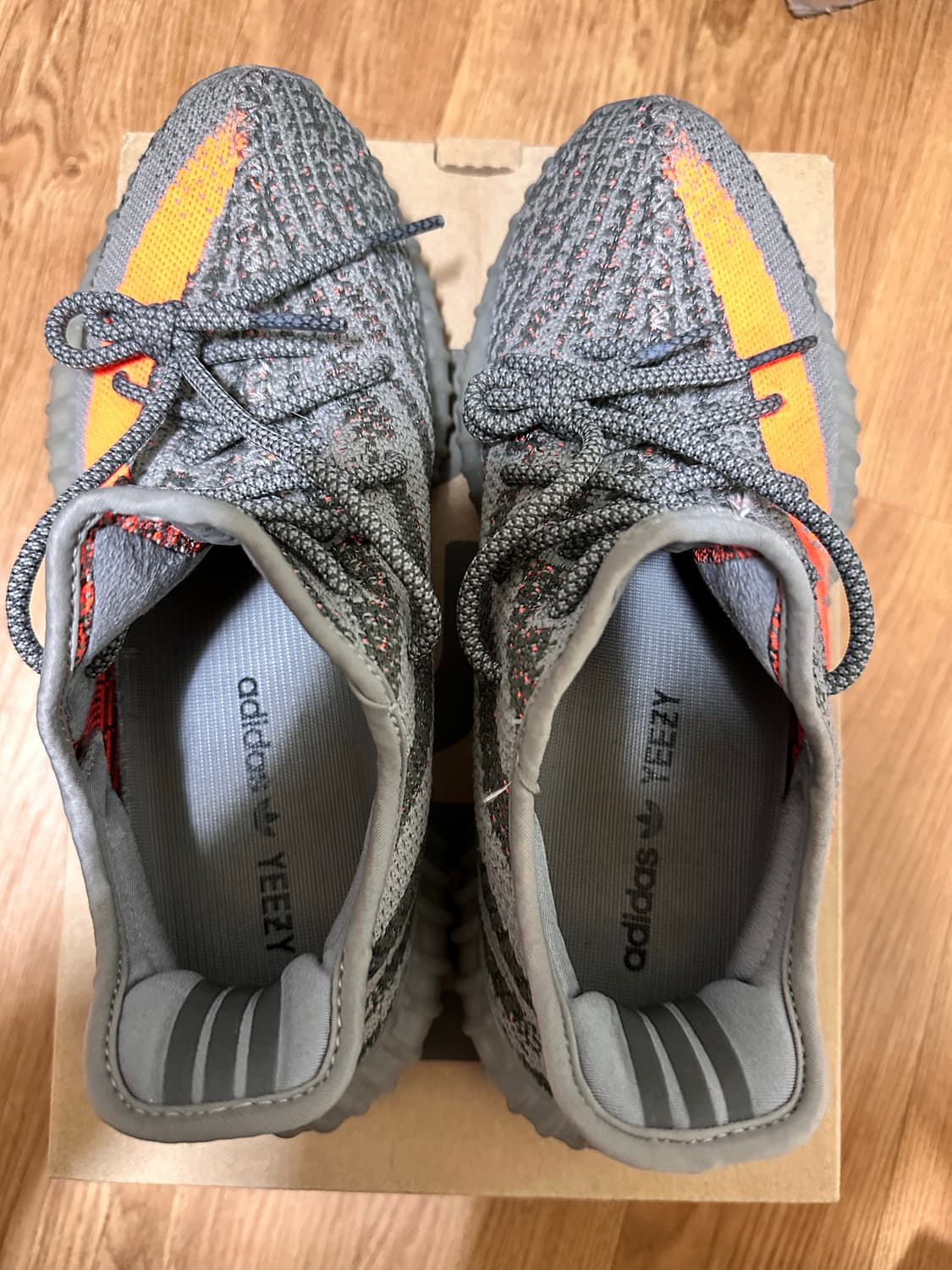 아디다스 이지 부스트 350 V2 벨루가 리플렉티브 275 상품이미지5