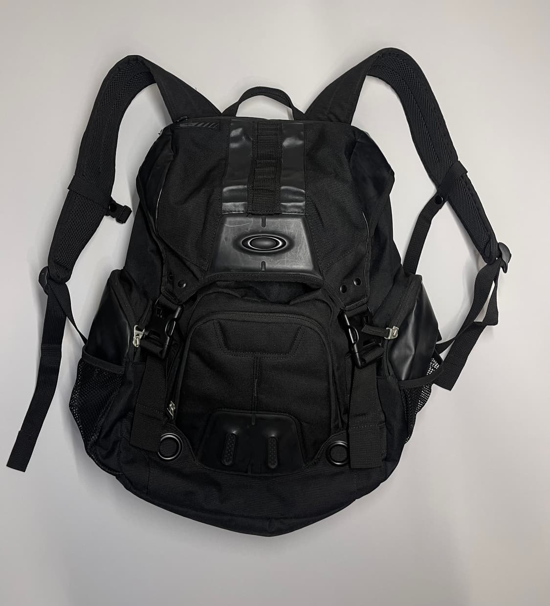오클리 블랙 백팩 상품이미지1