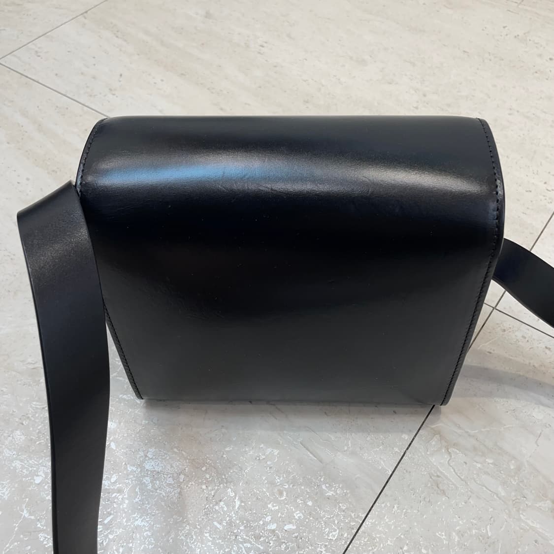 21FW 르메르 카메라 백 (미니 아님) 상품이미지3