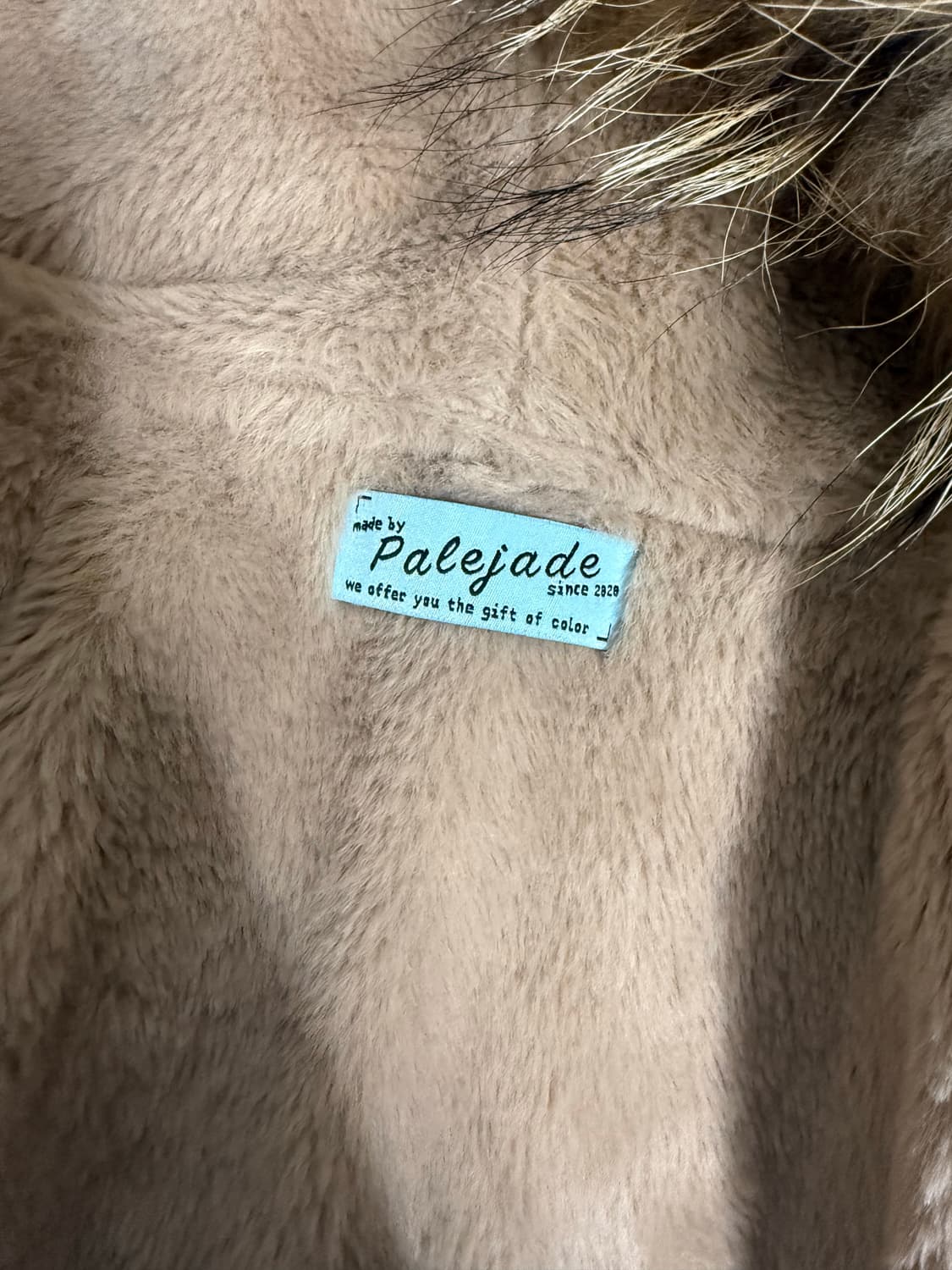 페일제이드 카멜 울프죠 퍼 후드 집업 상품이미지3