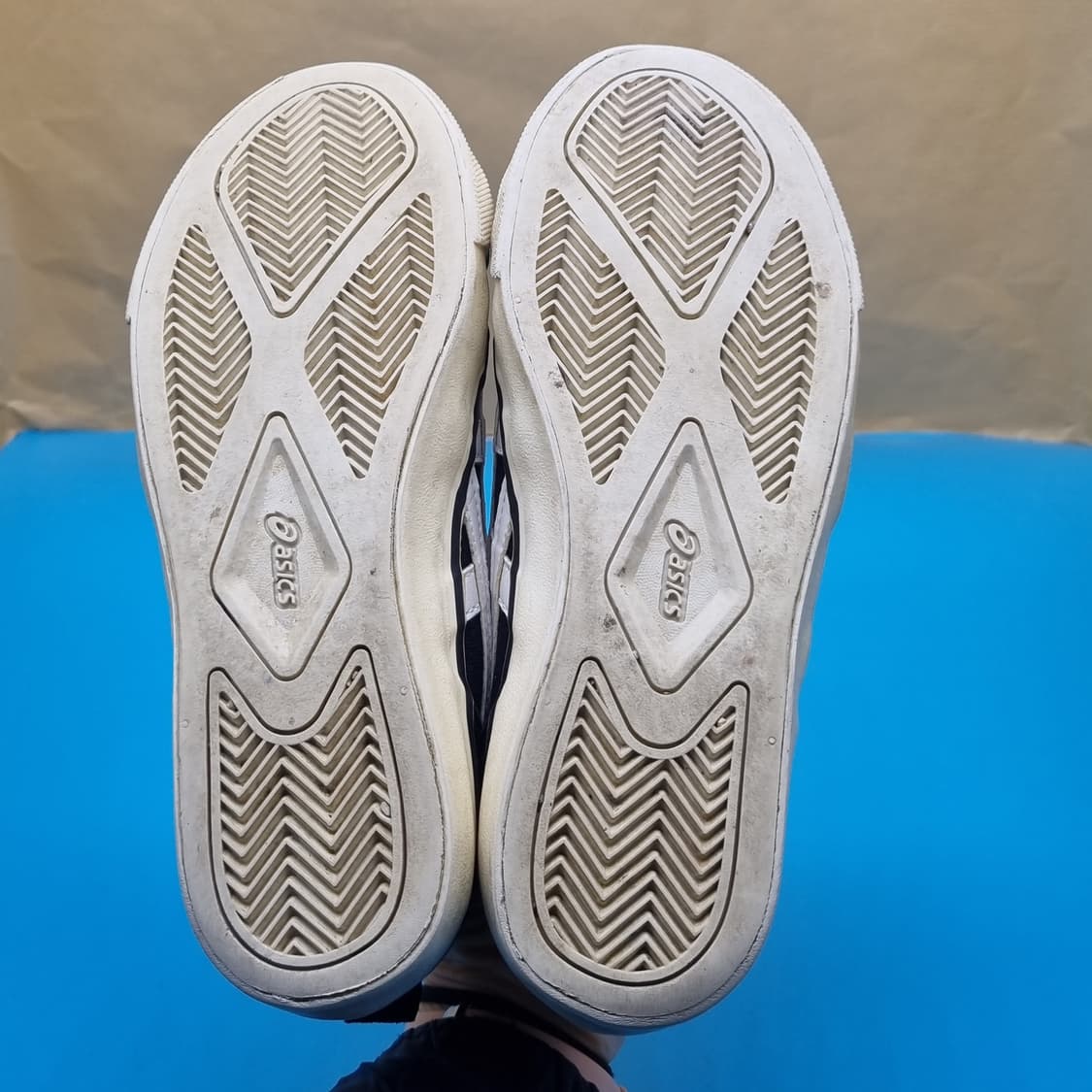 아식스 트로노 여성스니커즈230 상품이미지2