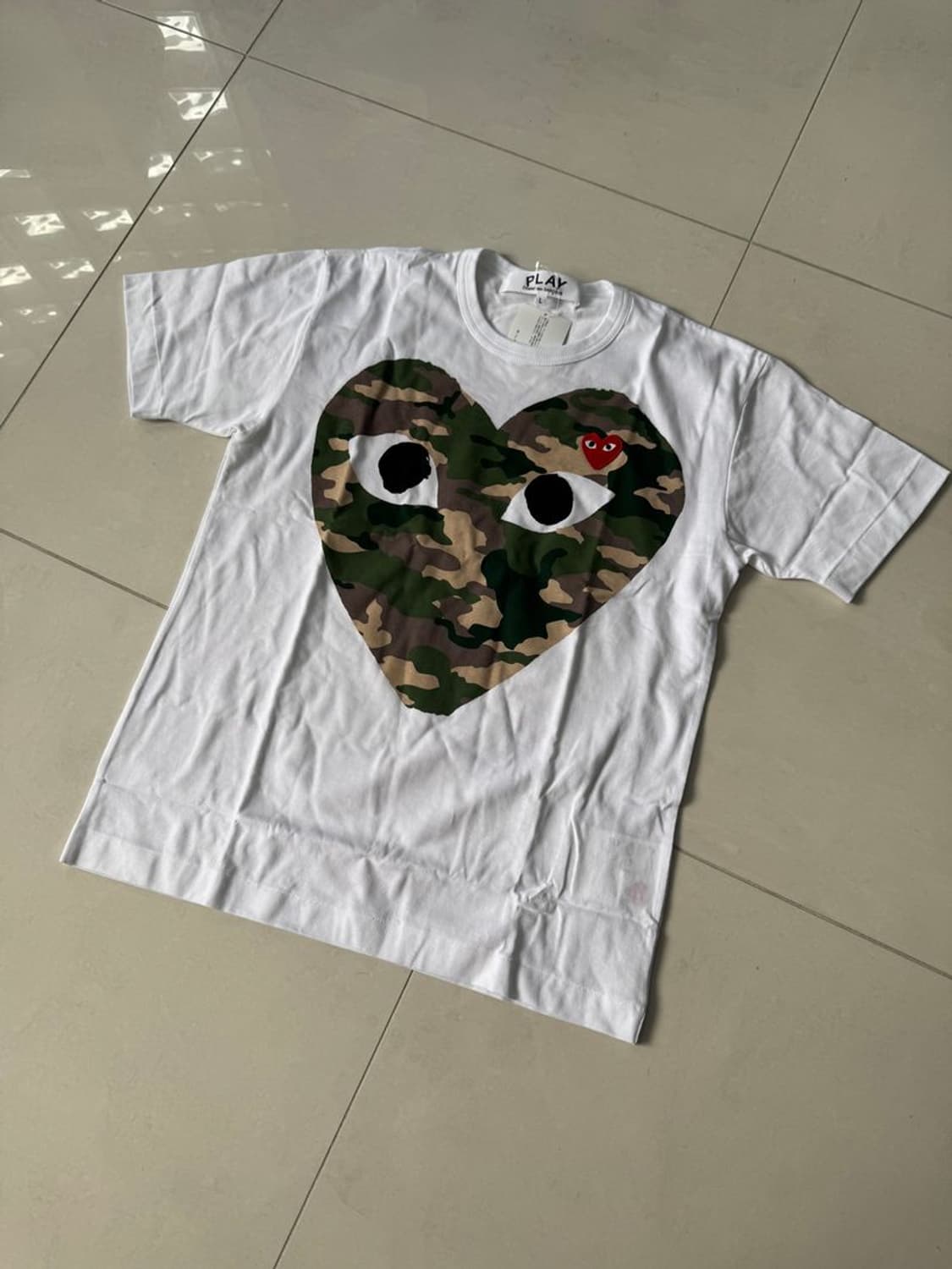 HEART LOGO TEE 빅 하트 로고 티셔츠 상품이미지4