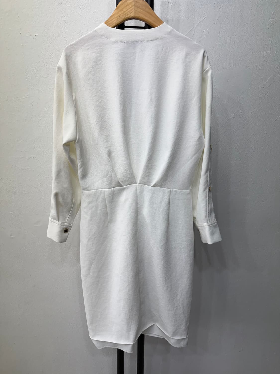 정품) 산드로 화이트 금장단추 셔츠 원피스 36 상품이미지6