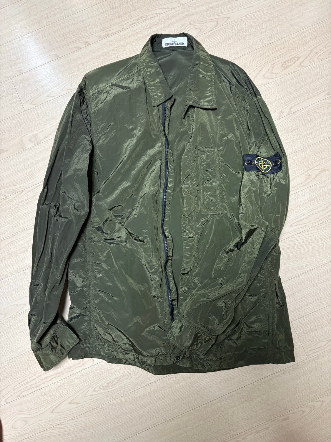 스톤아일랜드 나일론메탈 오버셔츠 카키 XL 상품이미지1