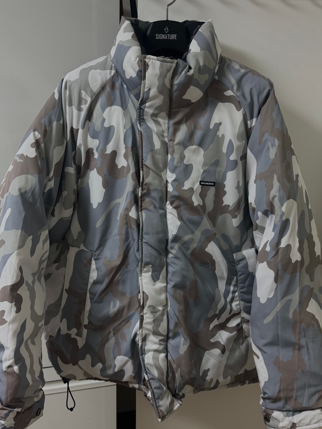 위캔더스 CAMO REVERSIBLE PADDED JK BLACK 패딩 상품이미지5