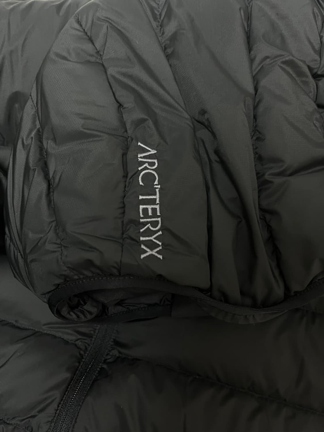 아크테릭스 세륨후디 블랙 M 새상품 상품이미지2