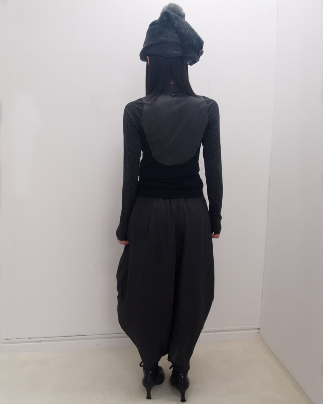 Charcoal slik 3D balloon banding pants  상품이미지5