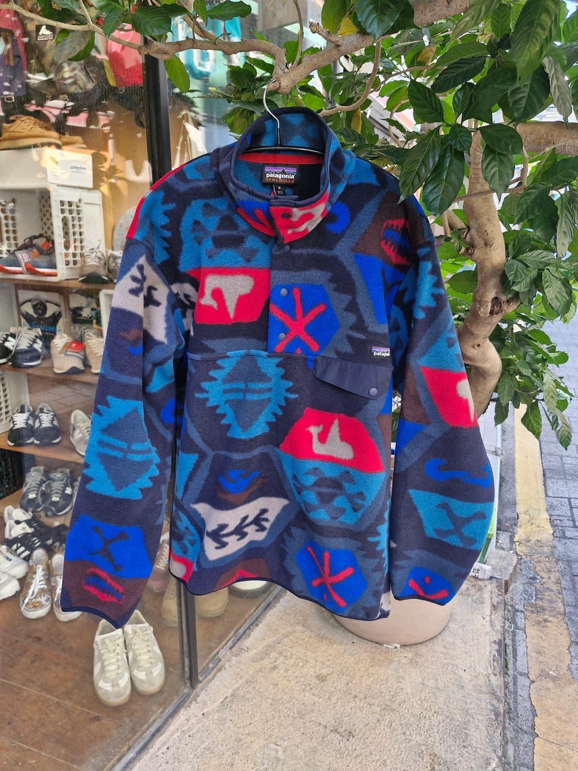 Z-158 파타고니아 신칠라 네이티브 아즈텍 dead stock 상품이미지1