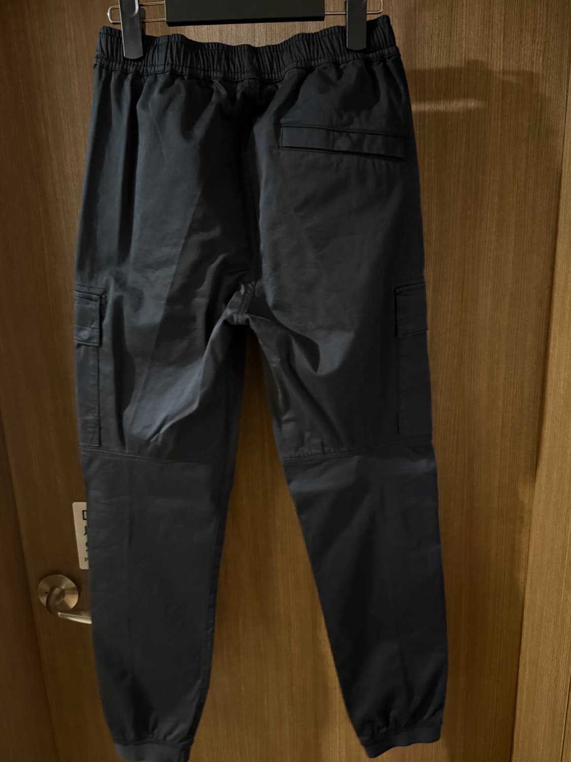 스톤아일랜드 카고 팬츠 상품이미지2