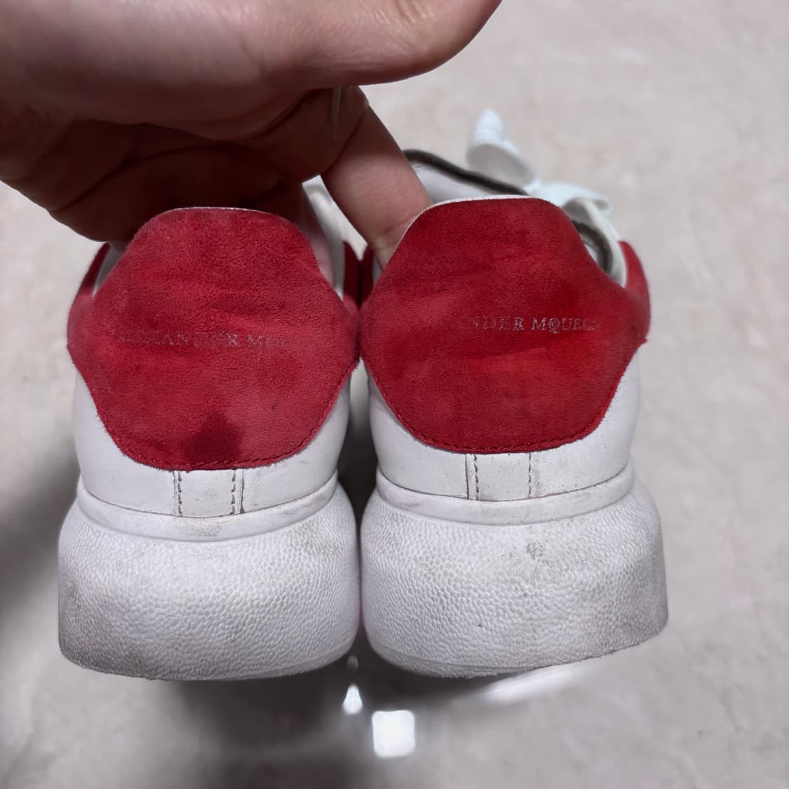 정품) 알렉산더맥퀸 오버솔 스니커즈 레드 상품이미지5