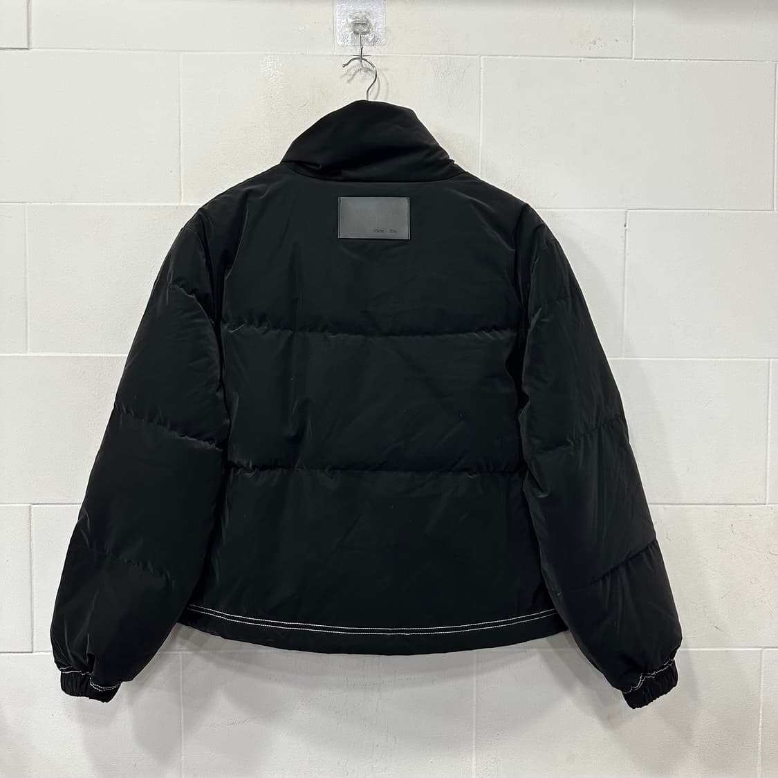 마뗑킴 스티치 코팅 패딩 상품이미지9