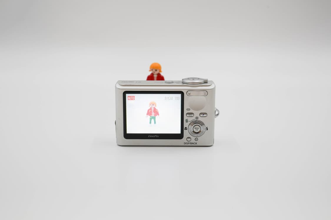 Fujifilm Finepix F10 (후지필름 파인픽스 F10) 상품이미지2