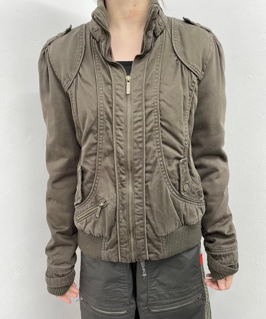 y2K 절개 디테일 버튼 자켓 상품이미지4