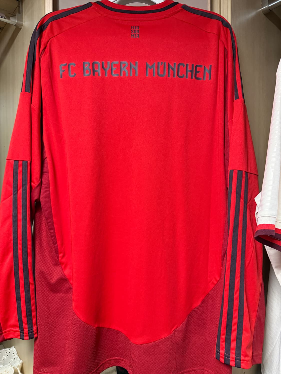 바이에른 뮌헨 긴팔 유니폼 상품이미지2