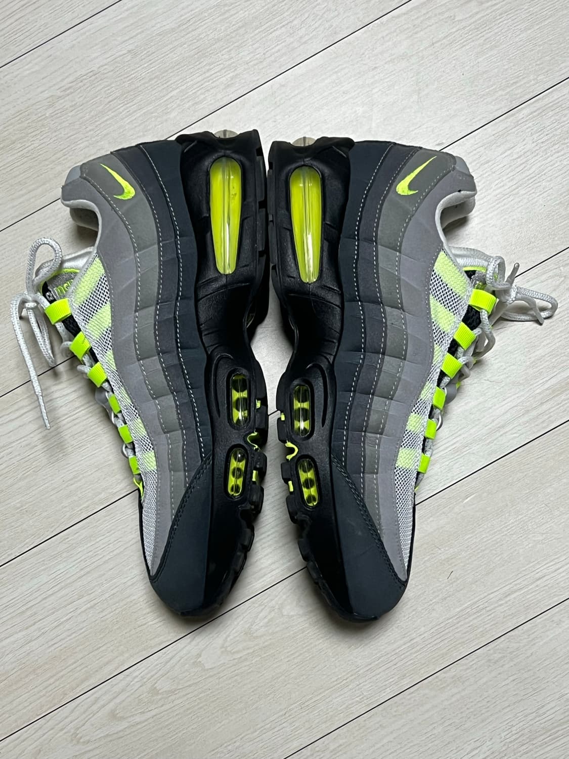 나이키 에어맥스 95 OG 네온 2025빅버블 270 상품이미지5