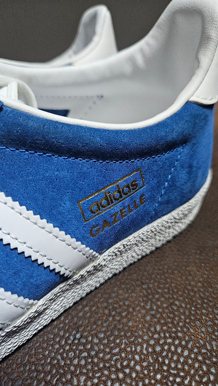 아디다스 가젤 블루 스웨이드 235 새상품
 상품이미지4