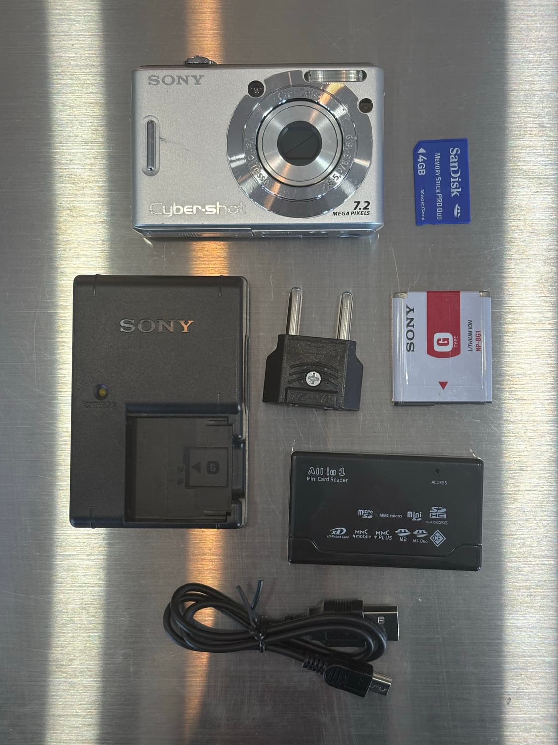 소니 사이버샷 dsc-w35 실버 빈티지디카 상품이미지2