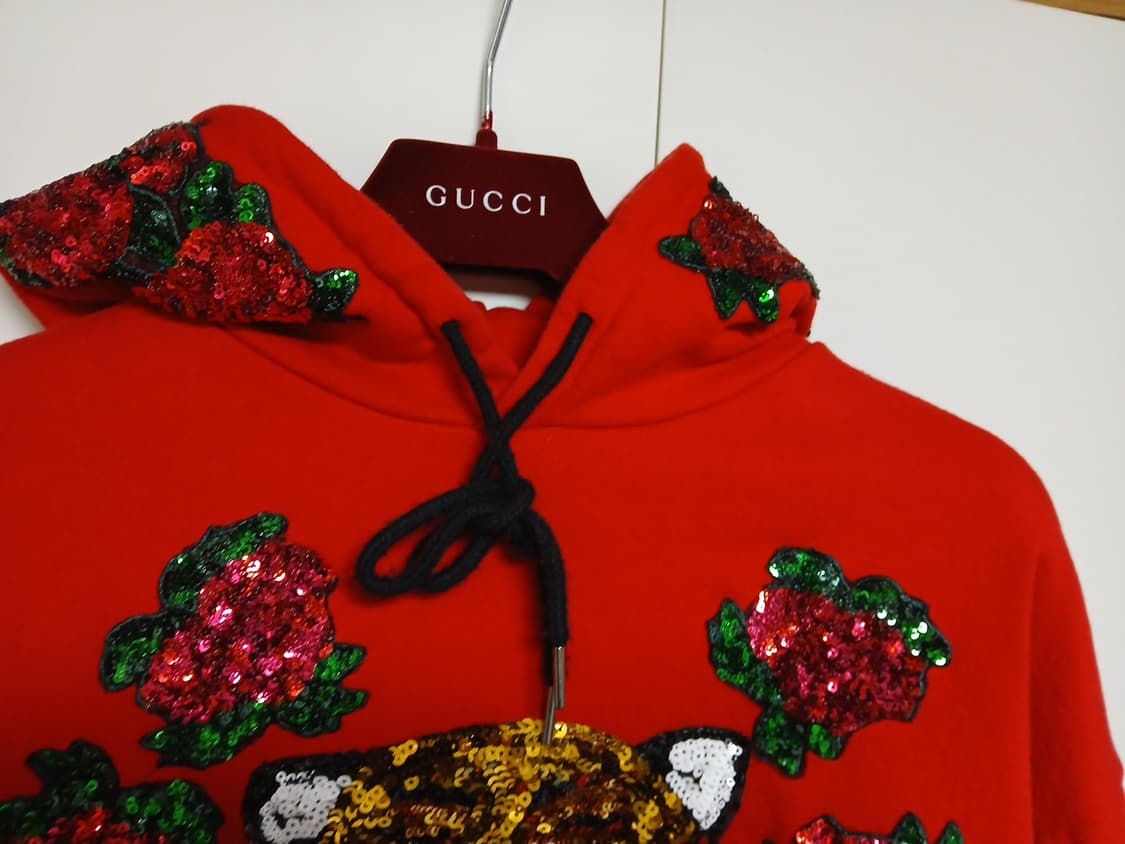 구찌 st 호랑이 스팽글 후드티 100 상품이미지4