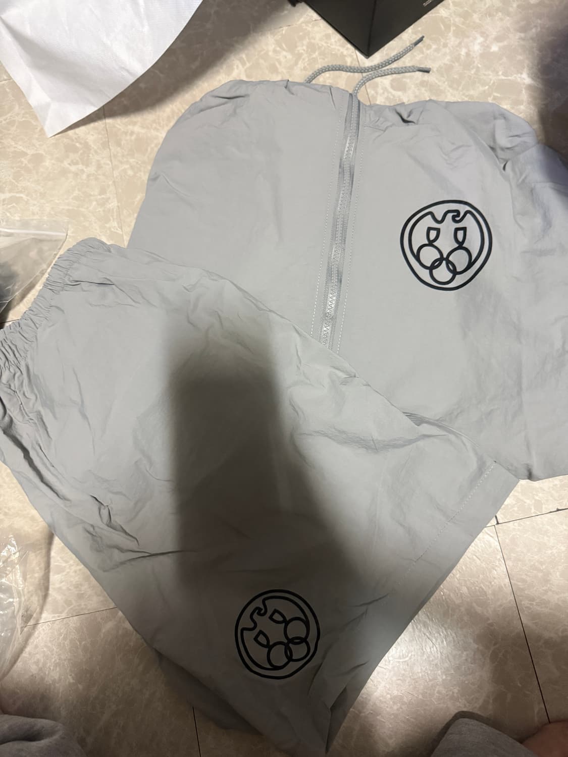 2사이즈 이지 고샤 루브친스키 셋업 모카 상품이미지1