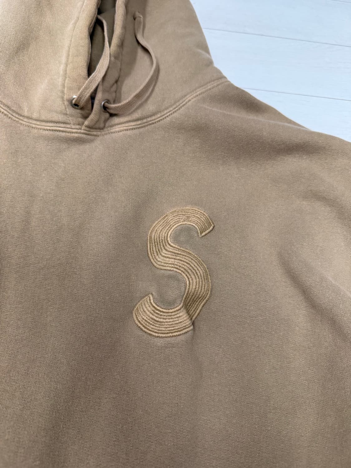 슈프림 오버다이드 후드 L 사이즈  이제부터 입으면 따뜻한 겨울 보내실수 상품이미지3