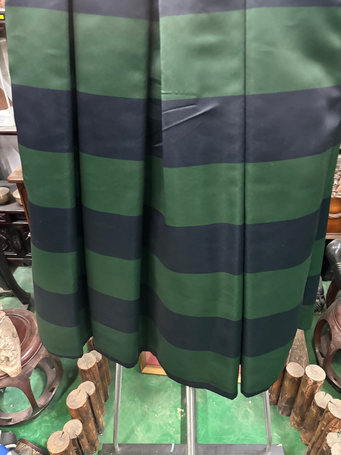 HEAVEN 그린 블랙 배색 가로 스트라이프 플리츠 스커트 상품이미지2