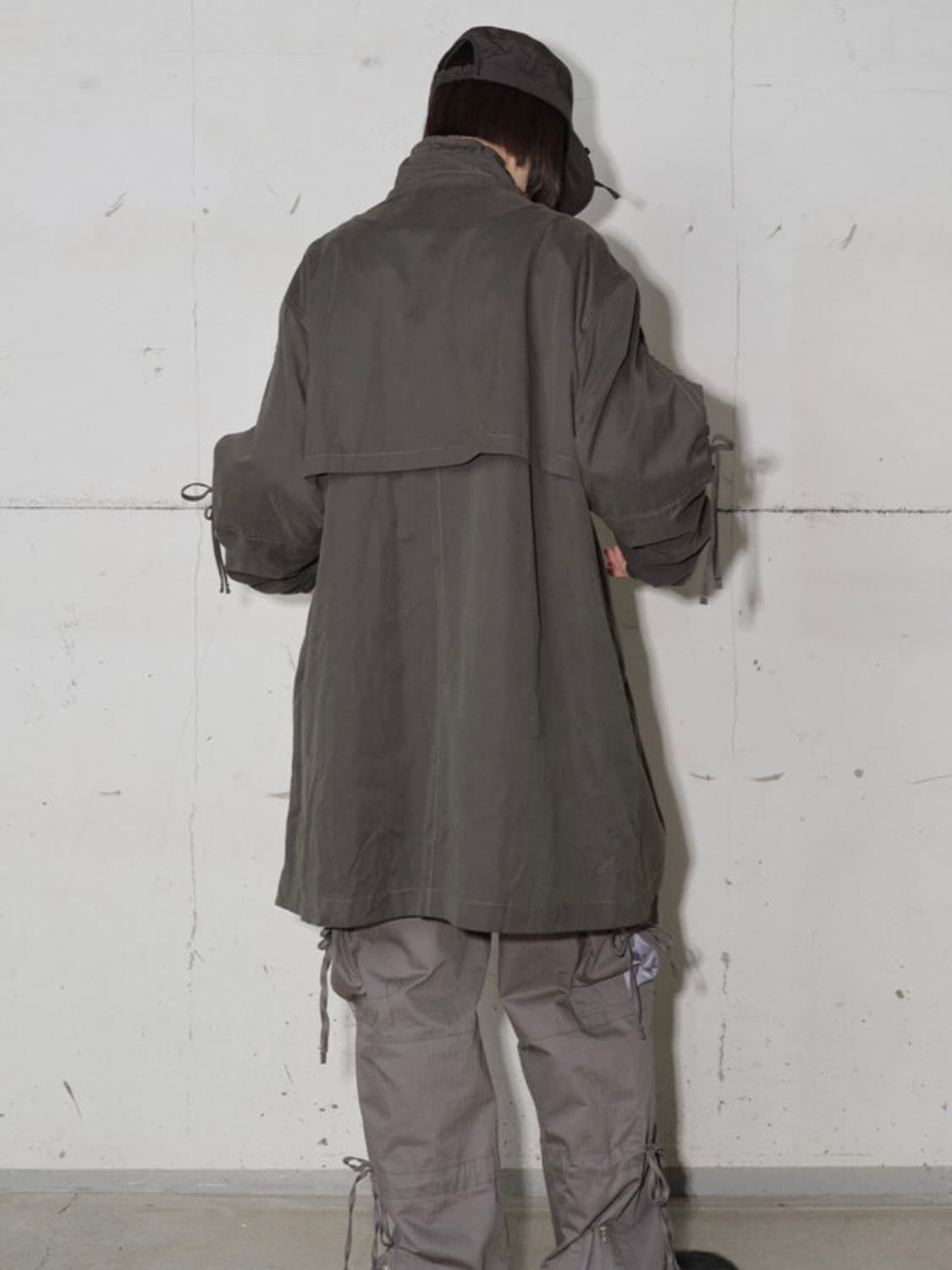 타입서비스 Pleated Fleece Long Jumper 차콜 상품이미지4