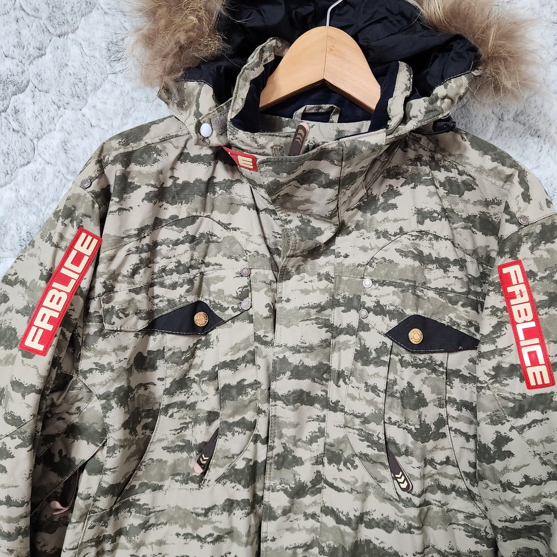 H382 [S] 파블리스 FABLICE 카모 스키 보드복 점퍼
 상품이미지2