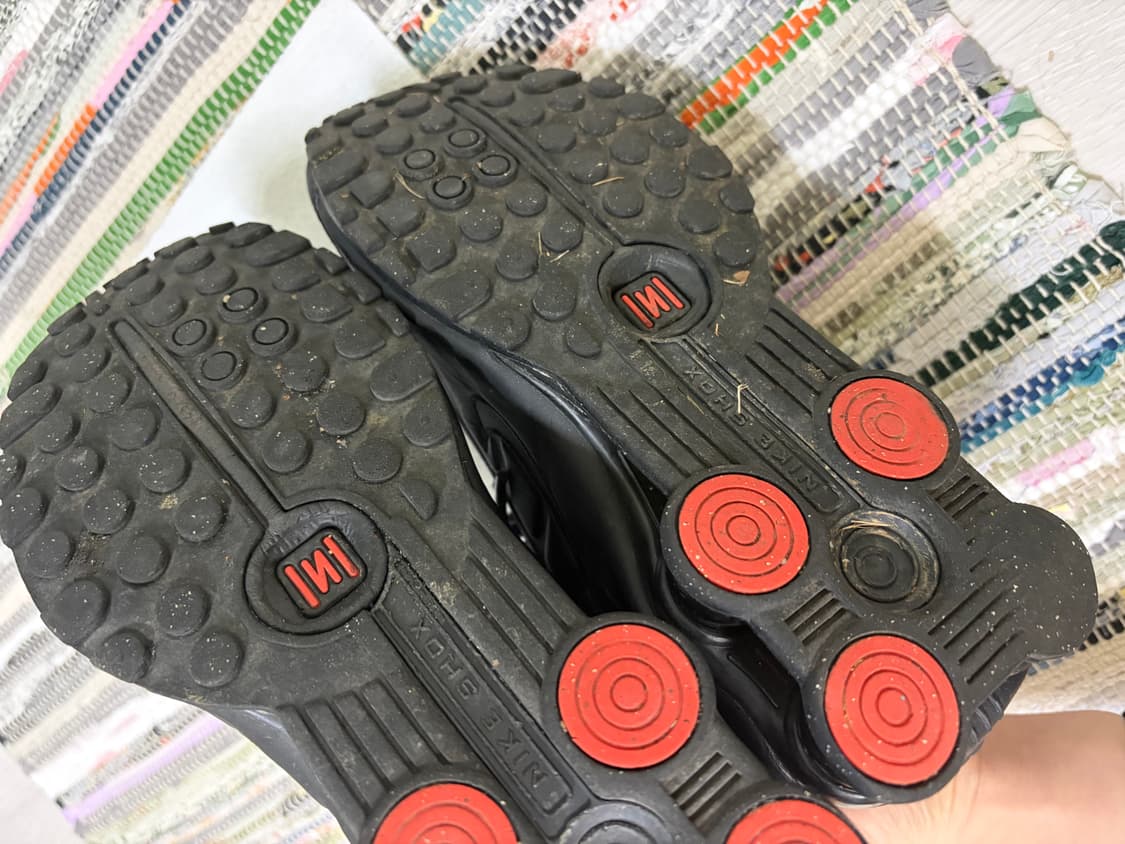 (W) 나이키 샥스 R4 블랙 (235) 상품이미지4