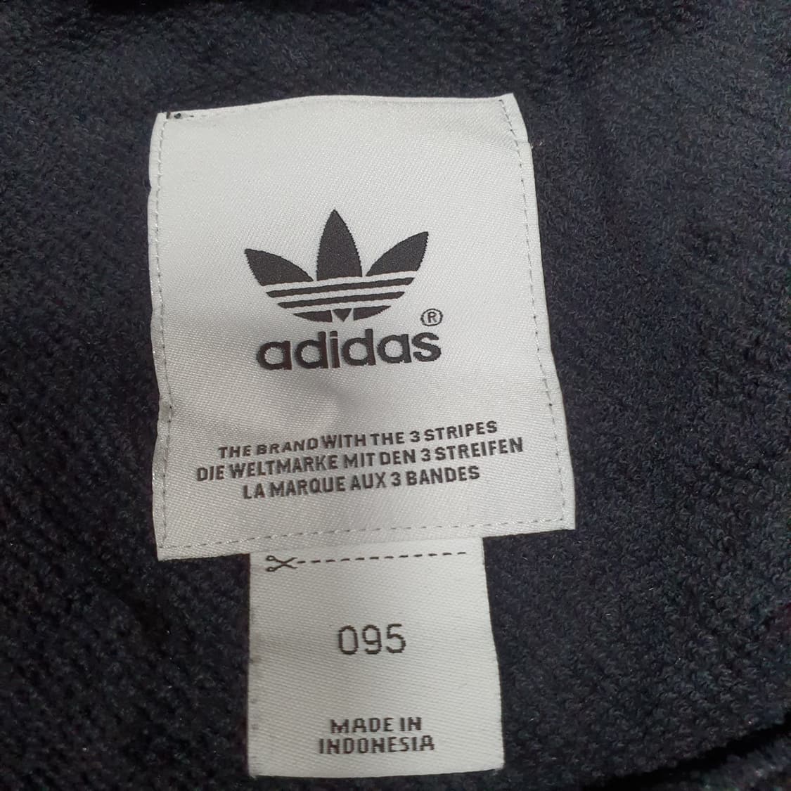 ✨ (바배) 아디다스 빅로고 맨투맨 상품이미지3