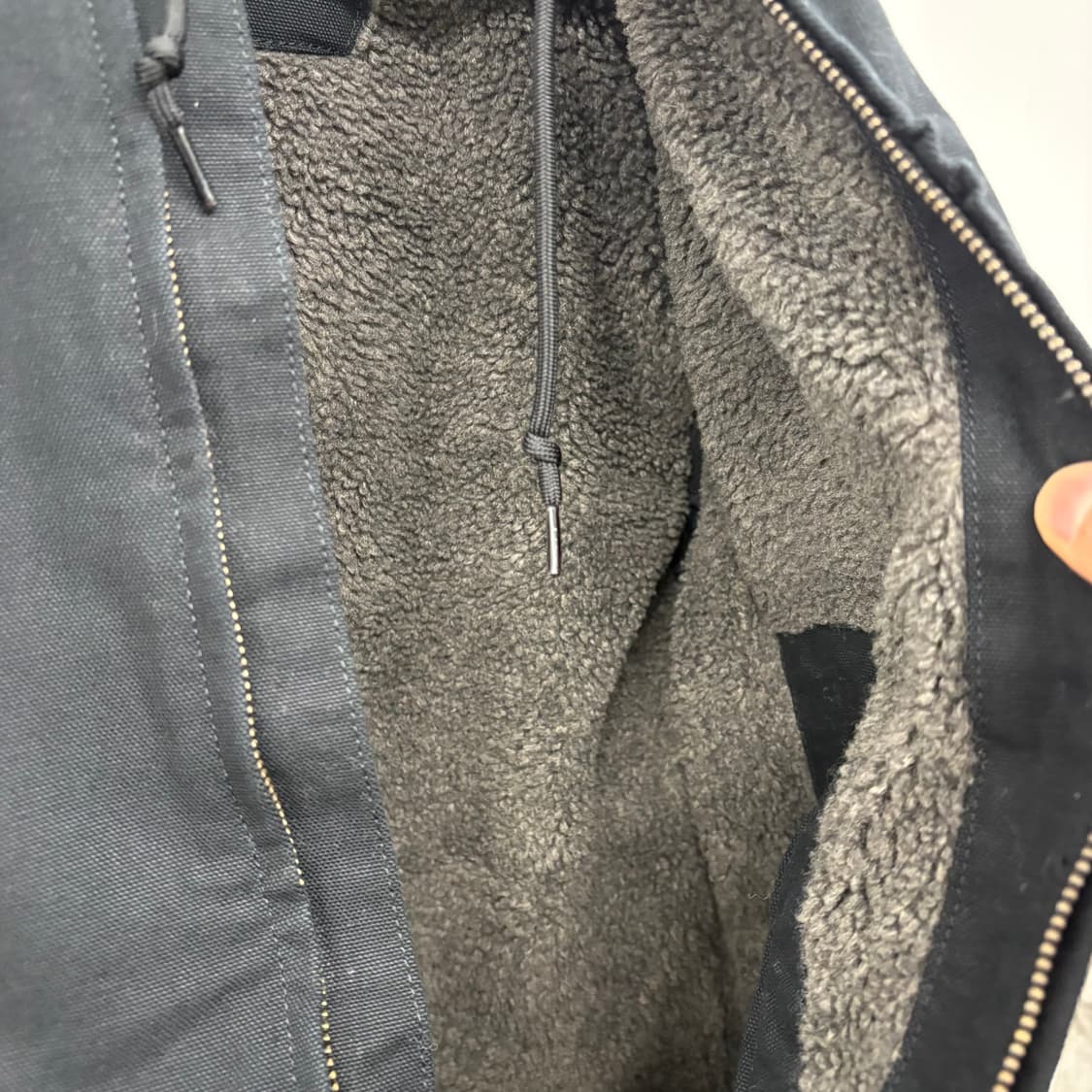 칼하트 블랙 후드 워크 자켓 남/S 상품이미지4