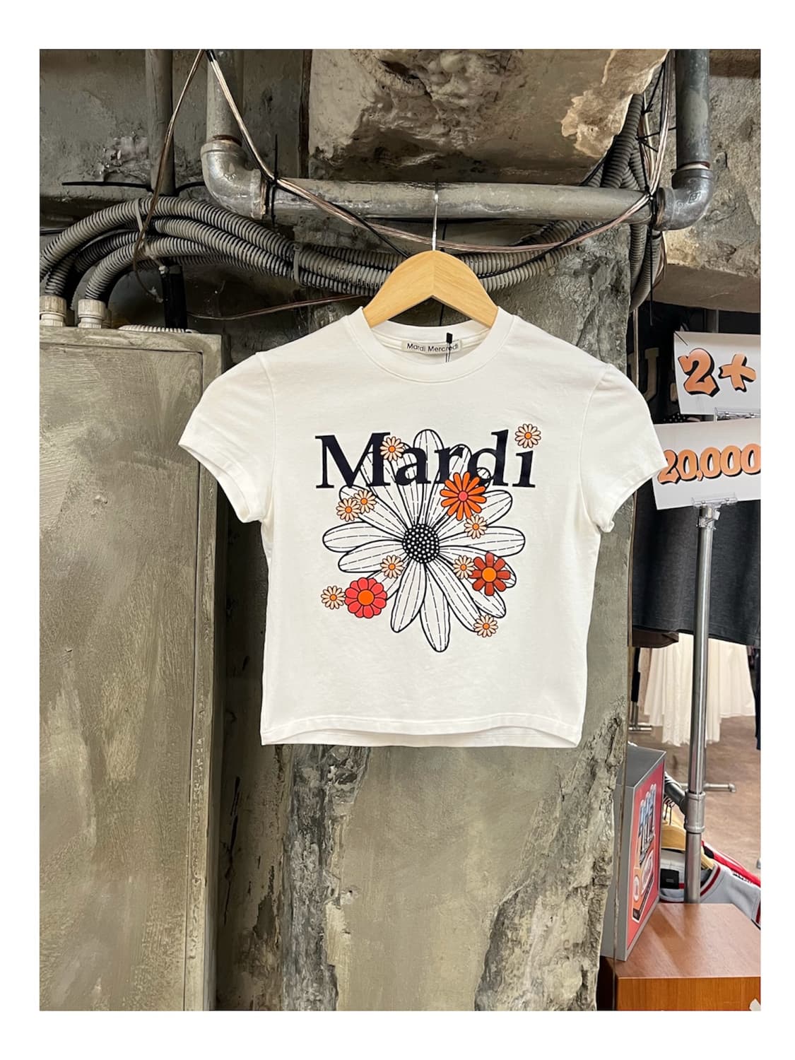 마르디 메르크디 크롭 반팔티 화이트 #csz4072 상품이미지1