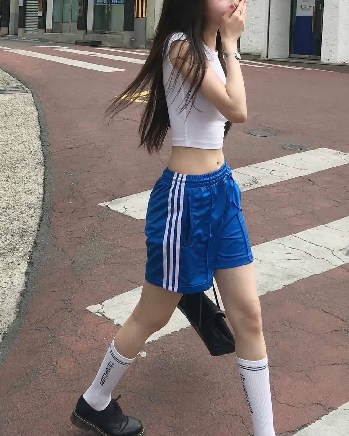 아디다스 여성 파이어버드 숏츠 블루  상품이미지1