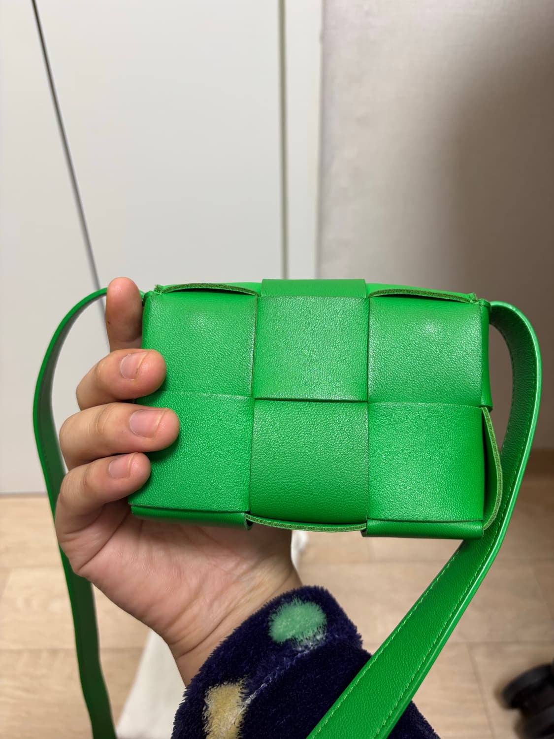 (새상품급, 정품) 보테가베네타 카세트백 미니 상품이미지3